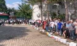 Bu köyde pişmiş kurban eti her eve giriyor