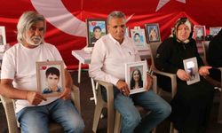 Diyarbakır anneleri bayramda da çadırdan ayrılmadı, eylemlerine devam etti