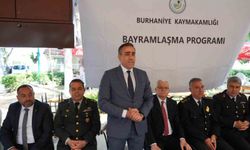 Burhaniye’de bayramlaşma töreni yapıldı