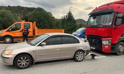 Tır otomobile arkadan çarptı, 2’i çocuk 3 kişi yaralandı
