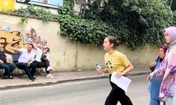 YKS’de dakikalarla yarış film sahnesini aratmadı 1 dakika kala böyle yetişti