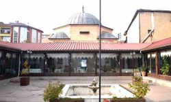 Kütahya Rüstem Paşa Medresesi tarihe ışık tutuyor