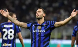 Milli futbolcu Hakan Çalhanoğlu'nun sağ bacağında zorlanma tespit edildi