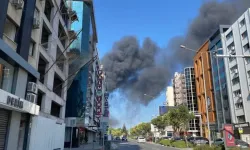 İzmir'de yangın nedeniyle tahliye edilen hastane yeniden hizmet vermeye başladı