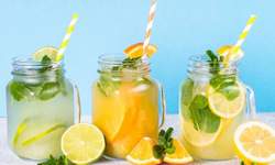 Ferah Tadıyla Her Zaman Favori: Ev Yapımı Limonata Tarifi