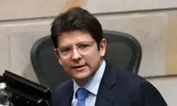 Kolombiya'da silahlı saldırıda ağır yaralanan Senatör Uribe'nin yoğun bakımdaki tedavisi sürüyor