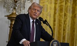 Uzmanlara göre, Trump'ın siyasi üslubu "dijitalleşmenin iletişimi dönüştürmesinden" kaynaklanıyor