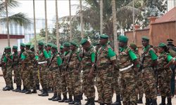 Kamerun'da askeri personele yönelik Türkçe kurslarında ilk ders başladı