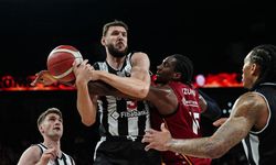 Beşiktaş Fibabanka, Galatasaray'ı 107-85 yenerek yarı finale yükseldi