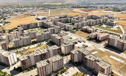 Şırnak'ta terör olaylarında evleri kullanılamaz hale gelen vatandaşlar için 8 bin 785 konut inşa edildi