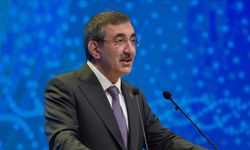 Cumhurbaşkanı Yardımcısı Yılmaz, Türk Kızılay'ın 157. kuruluş yıl dönümünü kutladı