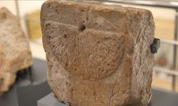 Ani'deki kazılarda bulunan yaklaşık 1000 yıllık güneş saati görücüye çıktı