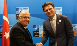 Milli Savunma Bakanı Güler, Hollandalı mevkidaşı Brekelmans ile görüştü