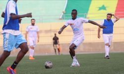 Türkiye'de oynayan Senegalli futbolcular, Senegal Maarif Okulu öğrencileriyle maç yaptı