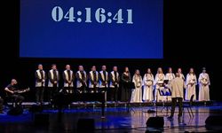 Antakya Medeniyetler Korosu ve Karsu, depremzedeler yararına Hollanda'da konser verdi