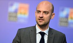 Fransa Dışişleri Bakanı, İran'da güç kullanarak rejim değişikliğine gitmenin tehlikeli olacağını söyledi