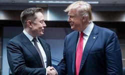 Trump, Elon Musk'ın "aklını kaçırdığını" söyledi