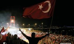 "O Gece Millet Uyandı: 15 Temmuz Direnişinin Saat Saat Destanı"