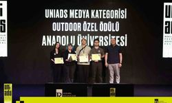 Anadolu Üniversitesi öğrencilerine "UNIADS 2025"ten ödül