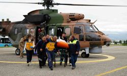 Düşen uçakta ağır yaralanan kadın yolcu, helikopter ile Erzurum’a getirildi
