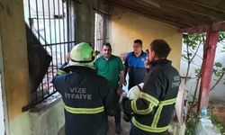 Kırklareli’nde metruk binada çıkan yangın söndürüldü