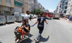 Antalya’da apartmanda çıkan yangında 7’si çocuk 10 kişi dumandan etkilendi
