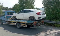 Kontrolden çıkan araç bariyere çarptı: 2’si çocuk 4 yaralı