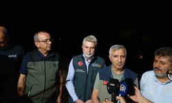 Vali Ünlüer: "Orman yangınını kısa sürede kontrol altına almak için elimizden geleni yapıyoruz"