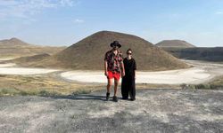 Meke Gölü, Acıgöl, obruklar turist çekiyor