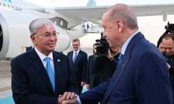 Cumhurbaşkanı Erdoğan, Kazakistan Cumhurbaşkanı Tokayev’i törenle karşıladı