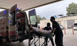Üzerine sıcak su dökülen market çalışanı hastanelik oldu