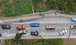 Trabzon'da Nostaljik Düğün Konvoyu Göz Kamaştırdı