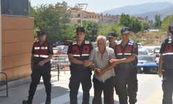 İzmir'de arazi anlaşmazlığı kavgasında öldürülen 3 kardeş son yolculuklarına uğurlandı