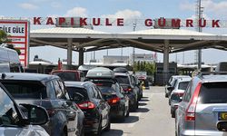 Gurbetçiler Kapıkule'den Ana Vatana Akın Ediyor