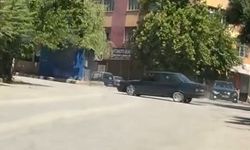 Ankara’da drift atan sürücü trafiği birbirine kattı