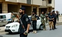 Şam’ın Güneyinde Gerilim Tırmanıyor: Süveyda’ya İsrail Saldırdı, Suriye Ordusu Kentte