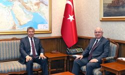 Millî Savunma Bakanı Yaşar Güler, KKTC Başbakanı Ünal Üstel ile görüştü