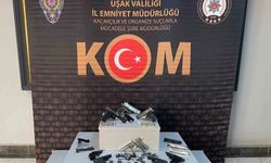 Uşak’ta çok sayıda ruhsatsız silah ele geçirildi
