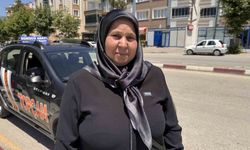 55 yaşındaki kadın, 2 dosya yaktı 12. sınavda ehliyet almaya hak kazandı