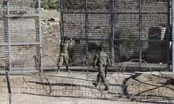 İsrail, Suriye’nin güneyinde 10 askeri üsle işgali sürdürüyor