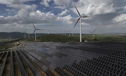 Küresel yenilenebilir enerji kapasitesini 3 katına çıkarma taahhüdü için ulusal hedefler yetersiz