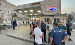 Şanlıurfa'da hastanede bıçaklı saldırıya uğrayan başhekim yardımcısı ve güvenlik görevlisi yaralandı