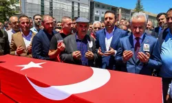 Bakan Uraloğlu, şehit Piyade Sözleşmeli Er Celattin Uyanık’ı son yolculuğuna uğurladı.