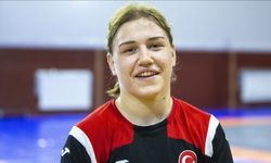 Milli güreşçi Beyza Nur Akkuş, 20 yaş altında Avrupa şampiyonu oldu