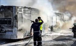 Bakırköy'de metrobüste çıkan yangın söndürüldü