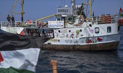 Gazze'ye yardım için yola çıkan Hanzala gemisi kritik noktaya ulaştı