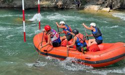 Türkiye Rafting Şampiyonası ve Süper Kupa Yarışları'na Munzur Çayı ev sahipliği yapıyor