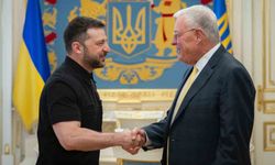 Ukrayna Devlet Başkanı Zelenskiy, Trump'ın Temsilcisi Kellogg ile bir araya geldi