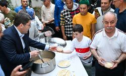 Bakan Tunç, Amsterdam’da vatandaşlarla bir araya geldi