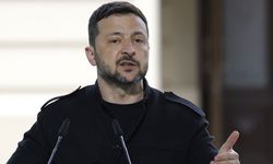 Zelensky: "Ukrayna'ya askeri yardım sevkiyatı yeniden başladı"